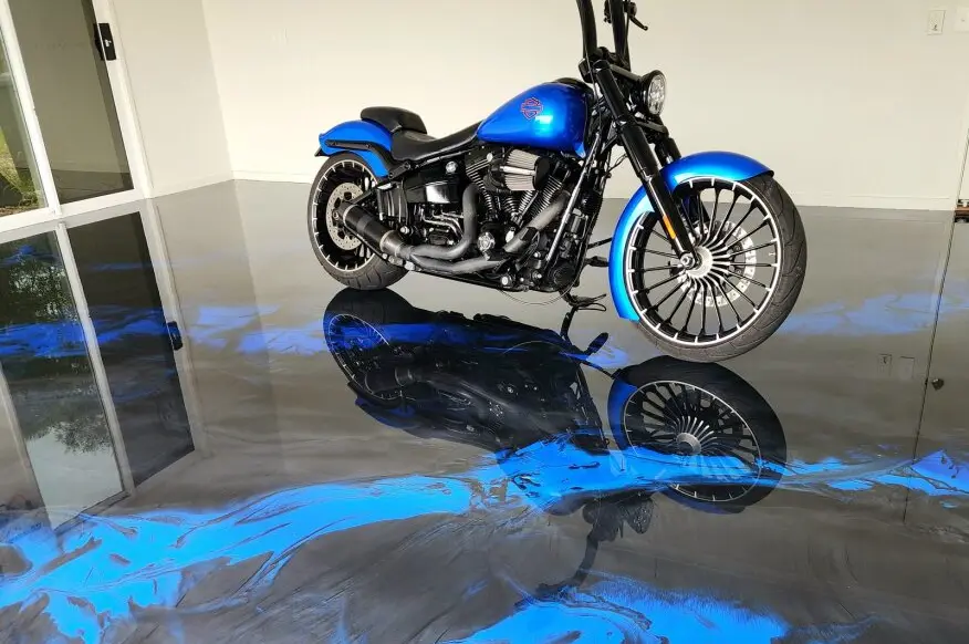 Metallic marble epoxy floor in silver black and magic blue
